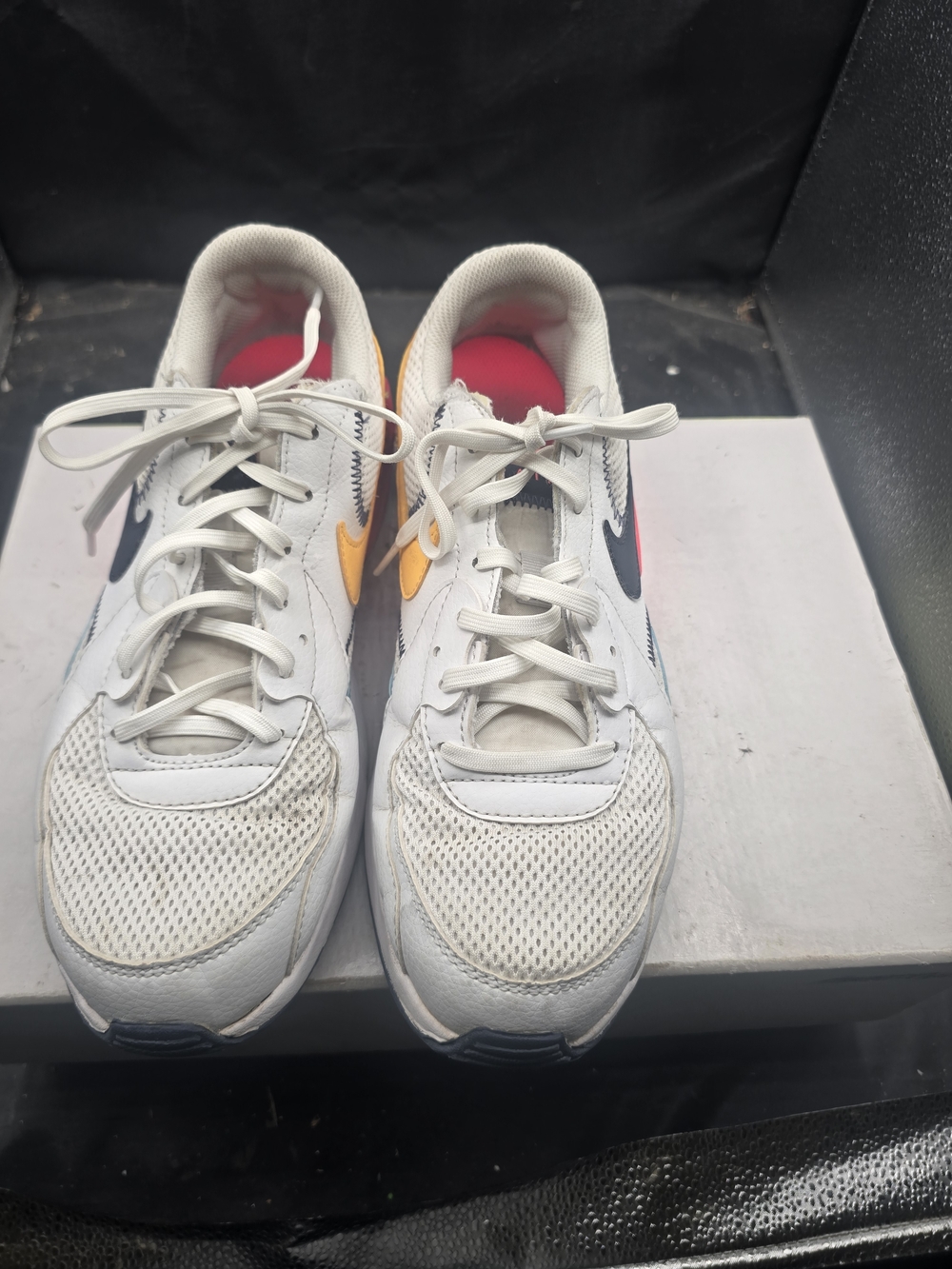 Nike‎ White Running Shoes with Yellow Swoosh and Pink Insole